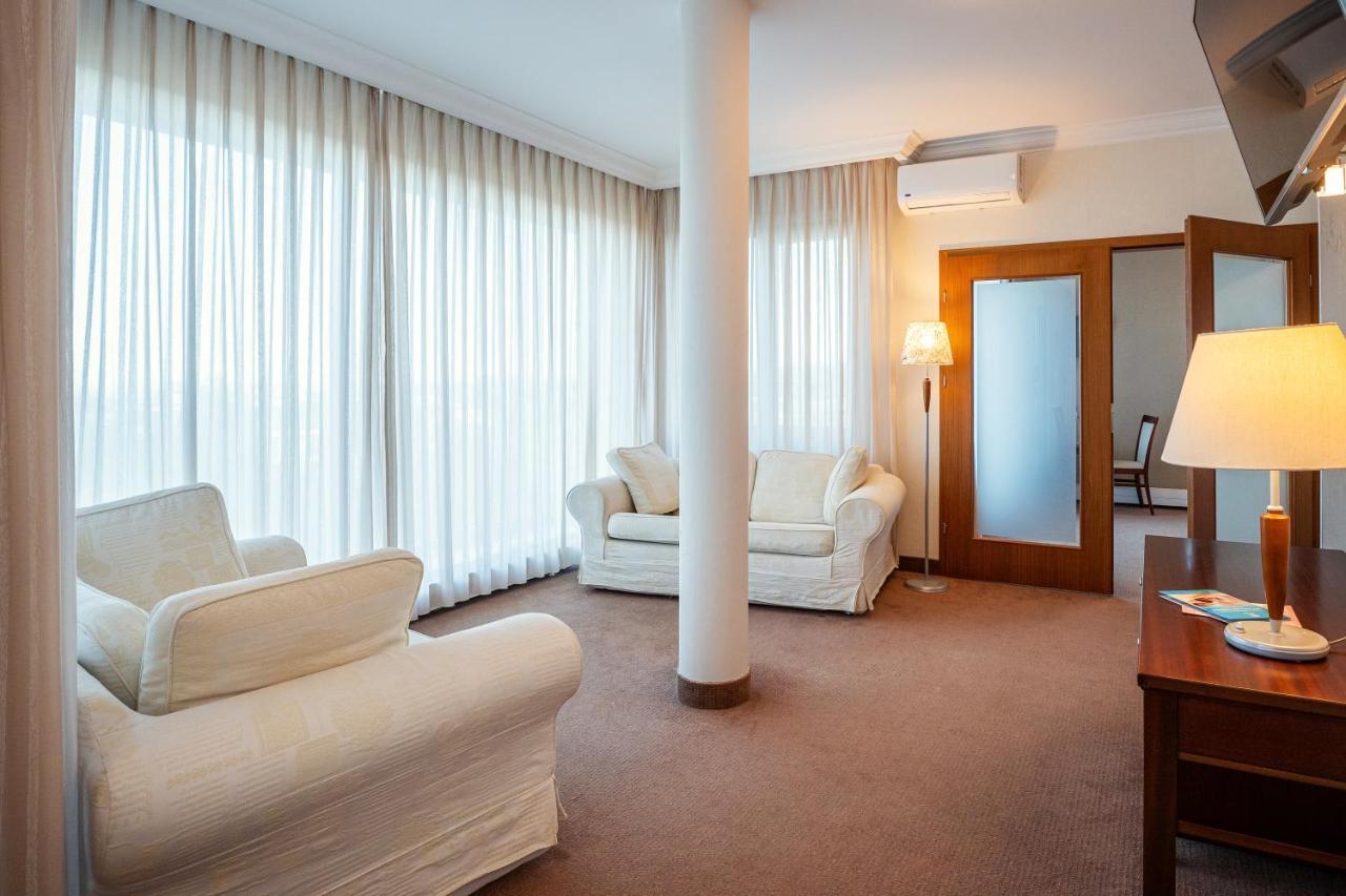 Hotel Kuracyjny Spa & Wellness Гдыня Экстерьер фото