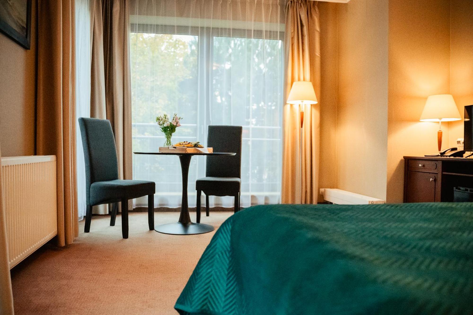 Hotel Kuracyjny Spa & Wellness Гдыня Экстерьер фото
